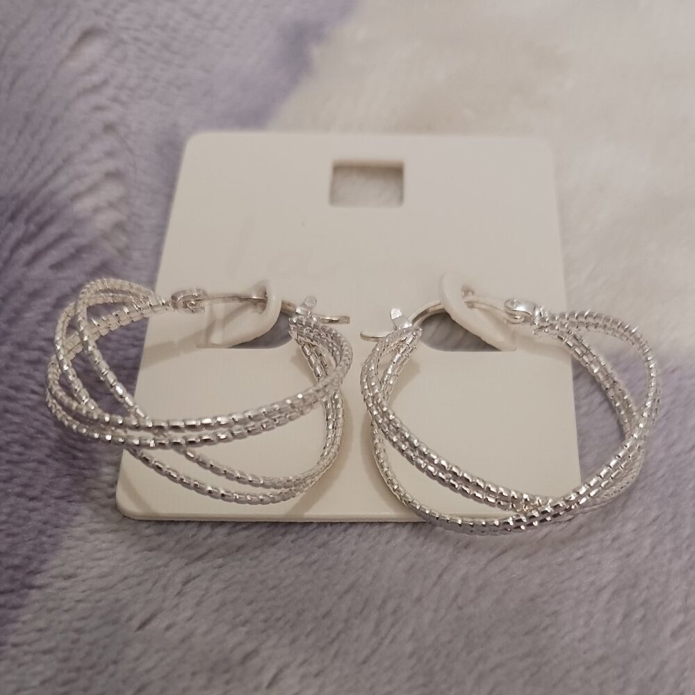 I Am Fashion Jewelry Silver Tone Triple Layered Textured Twisted Hoop Earrings